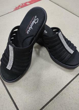 Босоніжки skechers