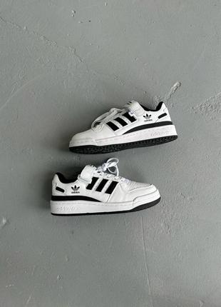 Кроссовки adidas forum low white/black (36-45р)4 фото