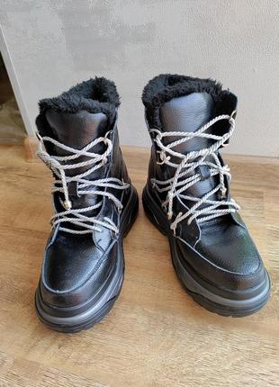 Зимові чоботи 39 - 40 розмір 25,5 - 26 см