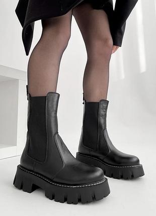 Черные ботинки из натуральной кожи