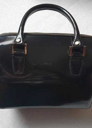 Новая лакированная сумка итальянского бренда carpisa1 фото