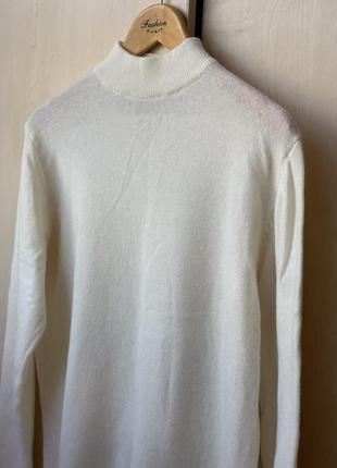 Качественный шерстяной свитер в молочном оттенке 100% шерсть мериноса4 фото