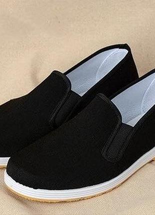 Легкие мужские слипоны мокасины