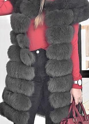 Шикарна жилетка. хутро-пісець. нова.