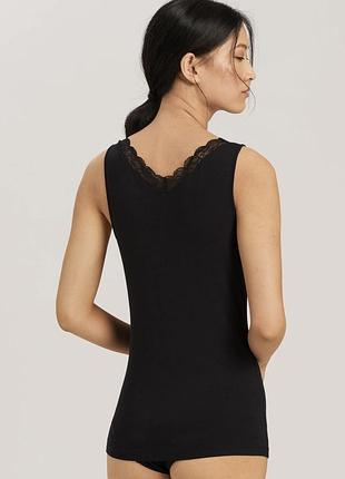 Чорний топ з мереживом топ в рубчик майка в рубчик hanro топ для дома майка с кружевом