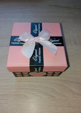 Коробка подарункова з рожевим бантом 8,7х8,7х5,6см3 фото