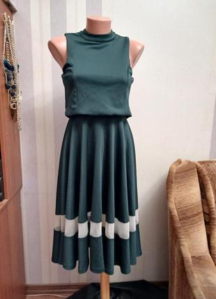 Шикарна нарядна сукня міді  плаття