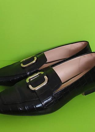 Чорні туфлі лофери, 39