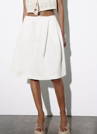Белая юбка средней длины со складками из смесевого льна zara6 фото