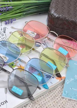 Фирменные солнцезащитные женские очки rita bradley polarized фотохромные хамелеон7 фото