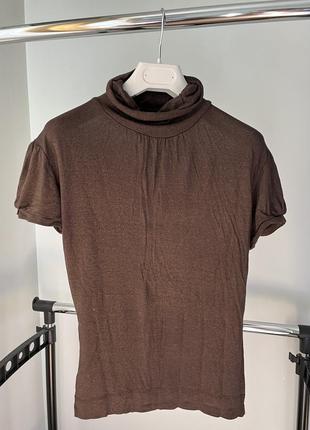 Футболка з воротом