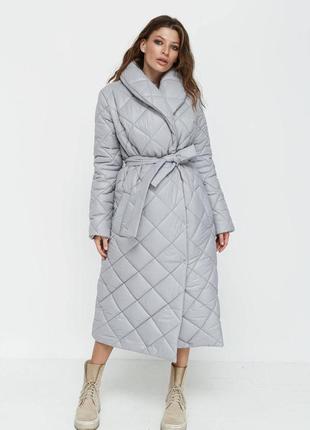 Пальто женское зимнее длинное стеганое с поясом серое 3281-02