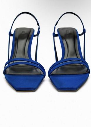 Сатиновые синие босоножки на каблуке zara4 фото