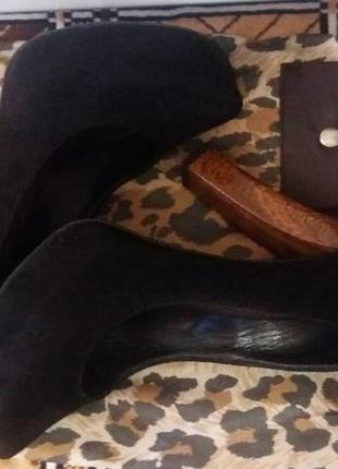 Gianmarco lorenzi италия брендовые замшевые туфли 37,5(23см)1 фото