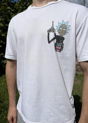 Біла футболка rick and morty bershka7 фото