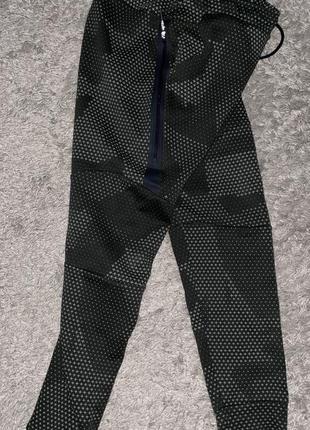 Штани nike tech fleece camo, оригінал, розмір s3 фото