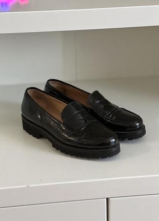 Лоферы лаковые кожаные итальянские