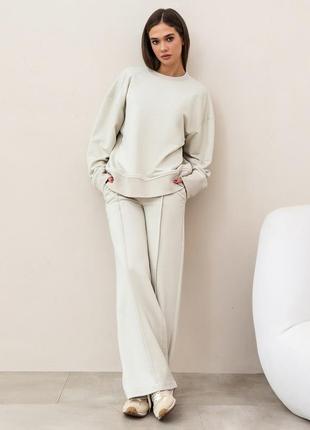 Прогулочный костюм