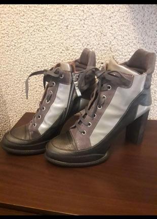 Candice cooper шикарні шкіряні черевики