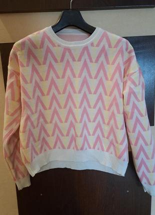 Свитер женский,