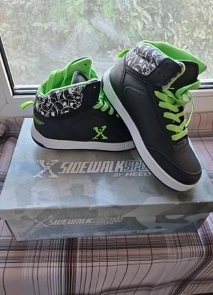 Роликовые кроссовки sidewalk sports by heelys