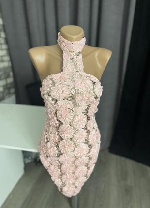 Вечернее платье в розы с паетками1 фото