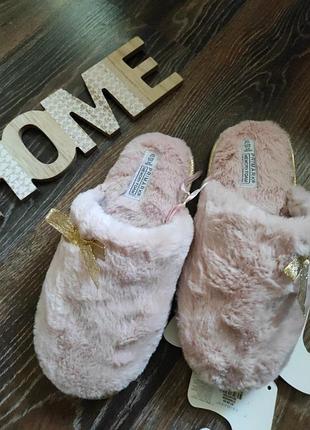 Комнатные тапочки