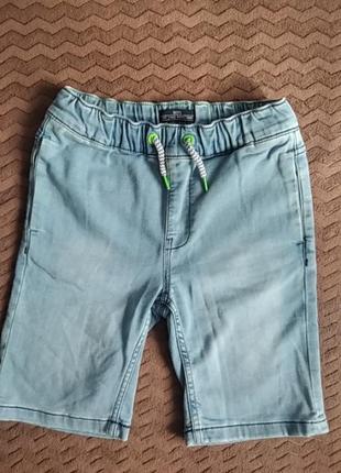 Шорти