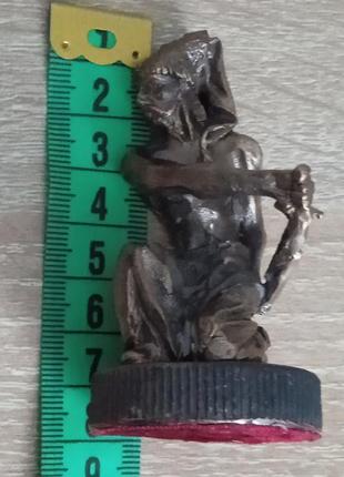 Сувенирная статуэтка казак с саблеей из бронзы.авторское литье из бронзы4 фото