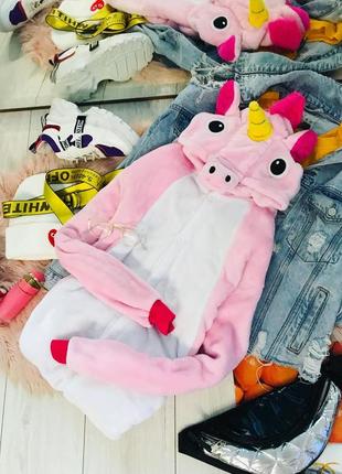 Кигуруми единорог.