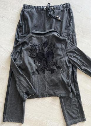 Брючний костюм брючний екошкіра