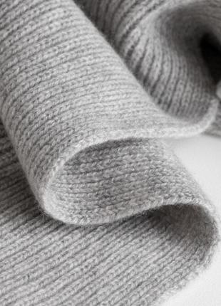 Новый кашемировый шарф, можно смело на подарок, изначальная цена на фото, так же есть...