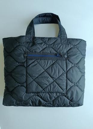 Стеганый удлиненный черный жилет весга осень с сумкой - шоппером8 фото