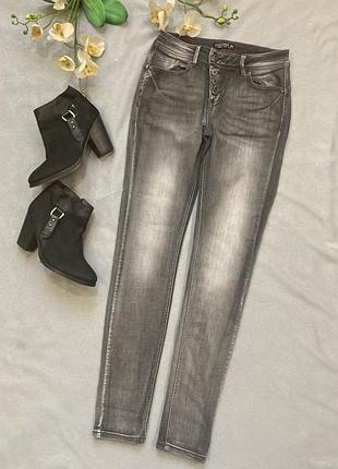 Джинси скини в стиле zara levis cos