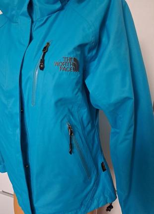 Супер крута жіноча куртка north face! ( оригінал)7 фото