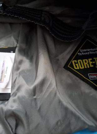 Супер крута жіноча куртка north face! ( оригінал)9 фото