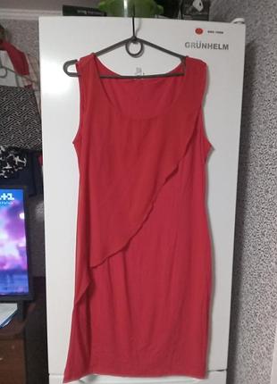 Красное трикотажное платье в идеале 50-52 р.