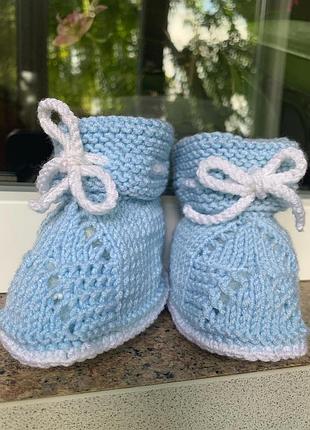 Вʼязані пінетки для дітей