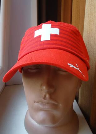 Кепка бейсболка  puma swiss national football оригинал новая3 фото