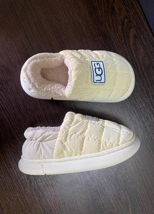 Желтые теплые слипоны мокасины лоферы тапки тапочки автоледи дутики угги сменка