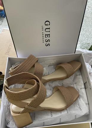 Босоніжки guess4 фото