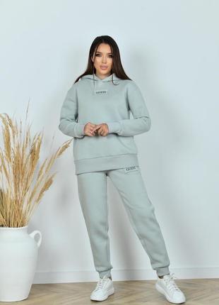 Спортивный костюм guess