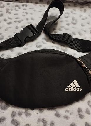 Adidas бананка нова
