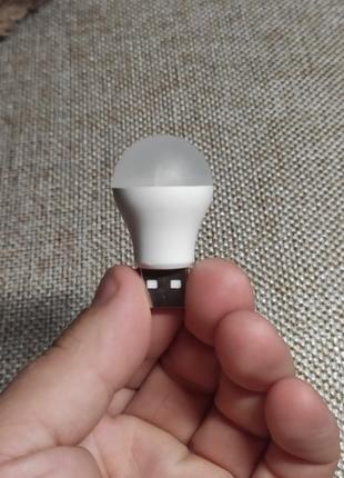 Портативна нічна лед лампочка на usb вході