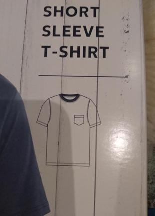 Новая футболка однотонная с кармашком3 фото