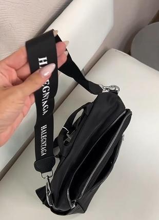 Черный рюкзак, можно носить как сумку (влагостойкий текстиль)5 фото
