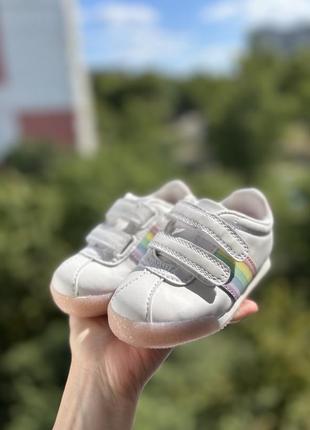 Кроссовки f&f