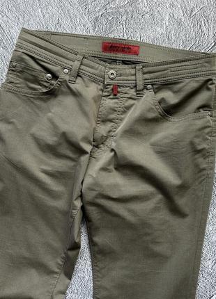Крутые, оригинальные легкие джинсы pierre cardin deauville