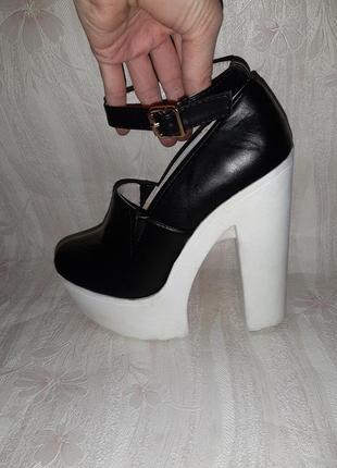Чёрные туфли на высоком белом каблуке и подошве для стриппластики, пилатеса3 фото