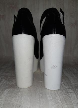 Чёрные туфли на высоком белом каблуке и подошве для стриппластики, пилатеса9 фото